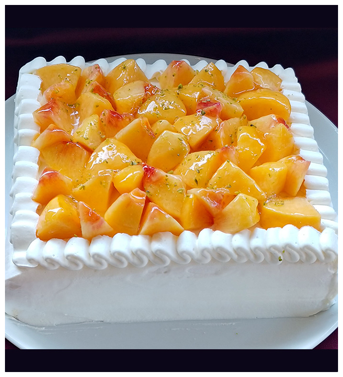 黄金桃のケーキ